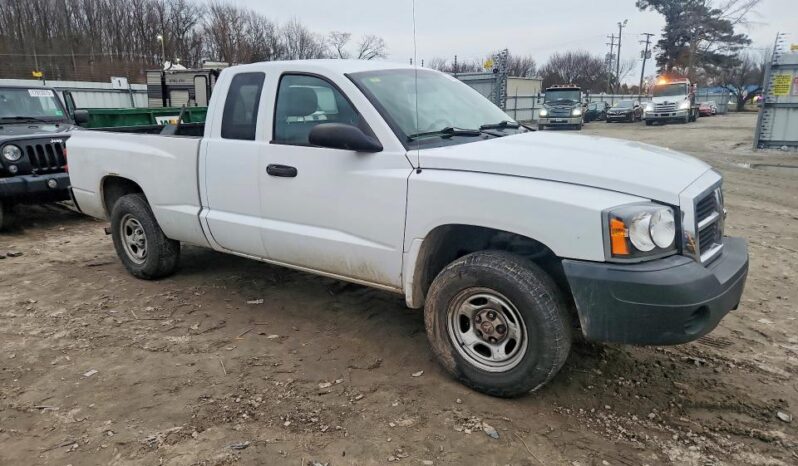 
								2006 Dodge Dakota full									