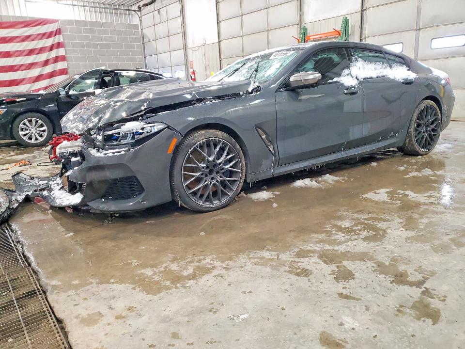 2020 BMW M8