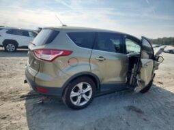 
										2013 Ford Escape se full									