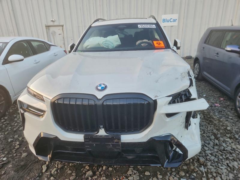 2024 BMW X7