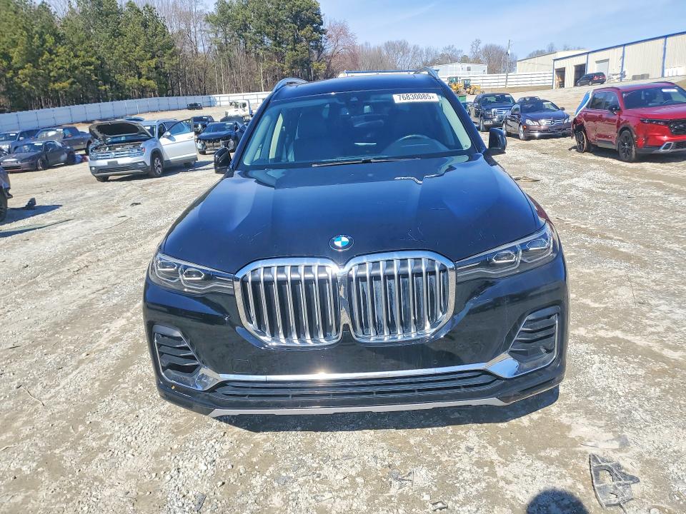 2020 BMW X7