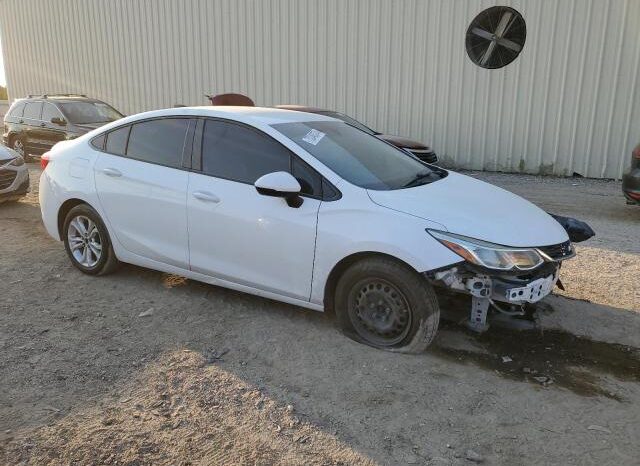
								2017 Chevrolet Cruze full									