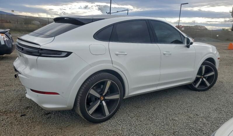 
								2024 Porsche Cayenne full									