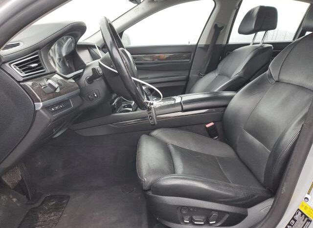 
								2012 BMW 7 series full									
