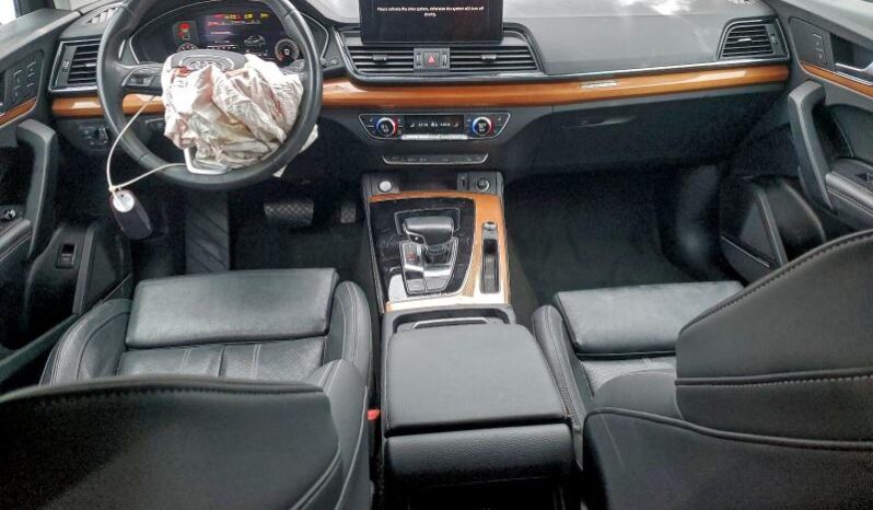 
								2021 Audi Q5 full									