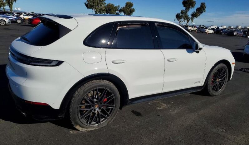 
								2025 Porsche Cayenne full									