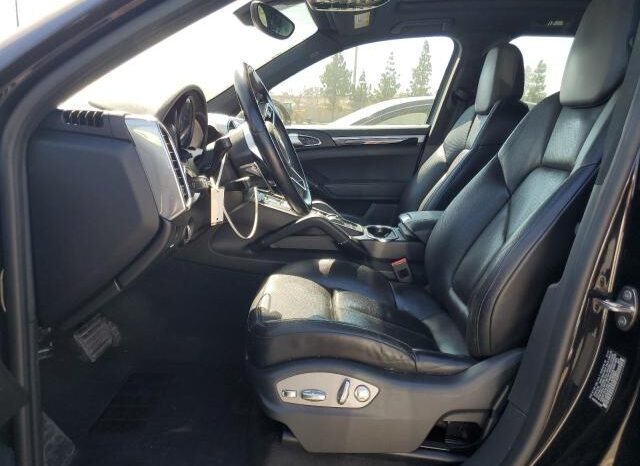 
								2016 Porsche Cayenne full									