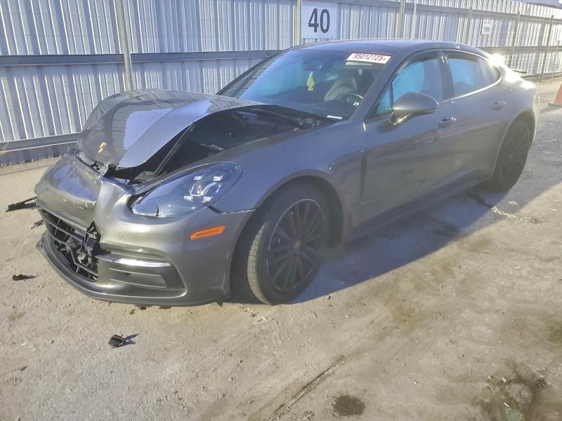 2017 Porsche Panamera