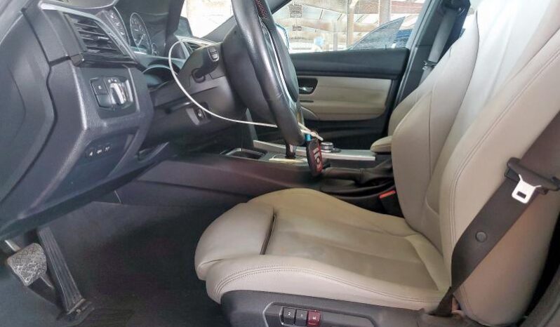 
								2012 BMW 3 series full									
