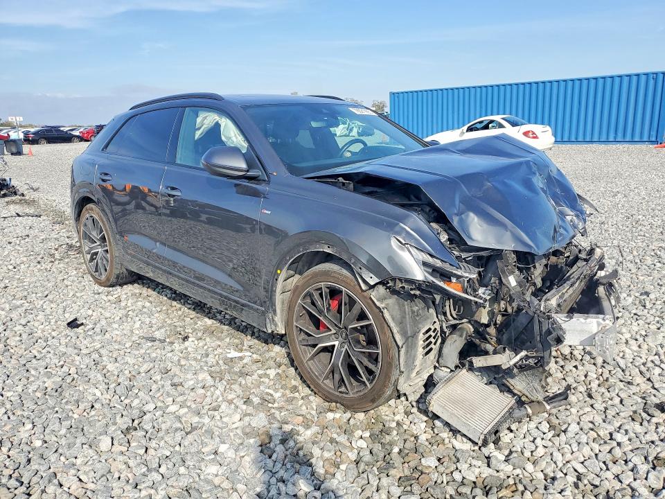 2021 Audi Q8
