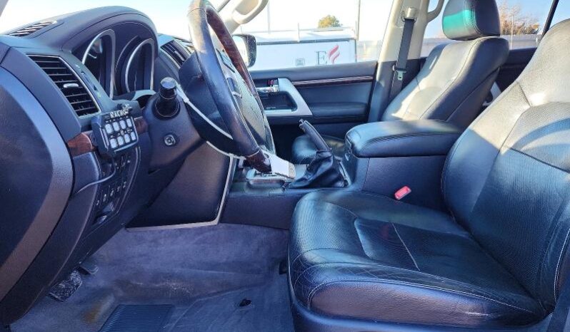 
								2013 Toyota Land cruiser full									