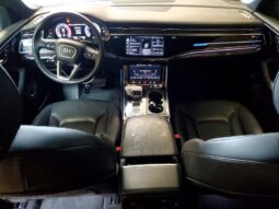 
										2025 Audi Q8 full									