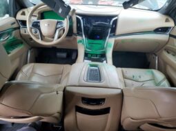 
										2018 Cadillac Escalade full									