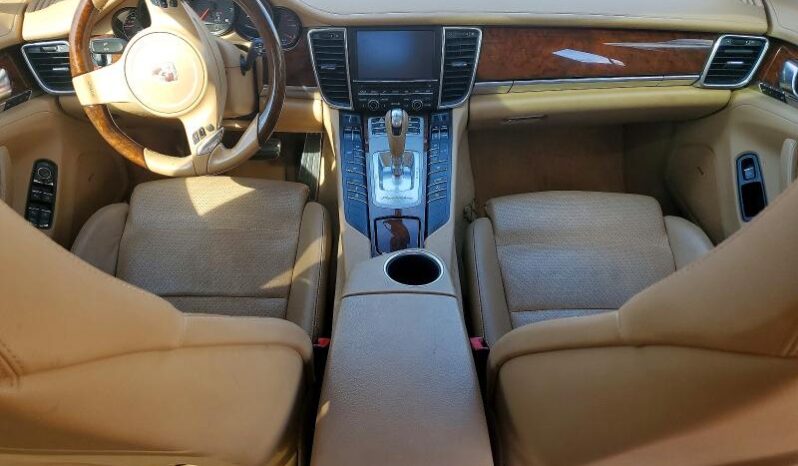 
								2012 Porsche Panamera full									
