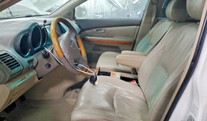 
								2004 Lexus Rx 330 full									