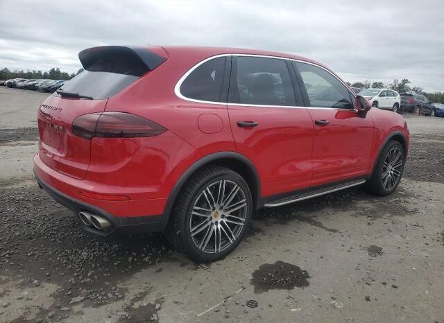 
								2018 Porsche Cayenne full									