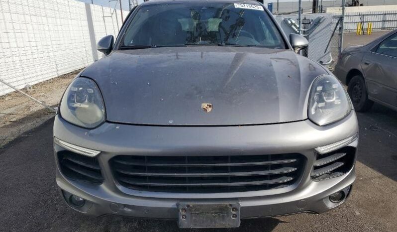 
								2018 Porsche Cayenne full									
