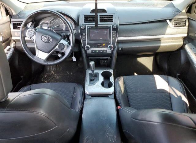 
								2014 Toyota Camry l full									