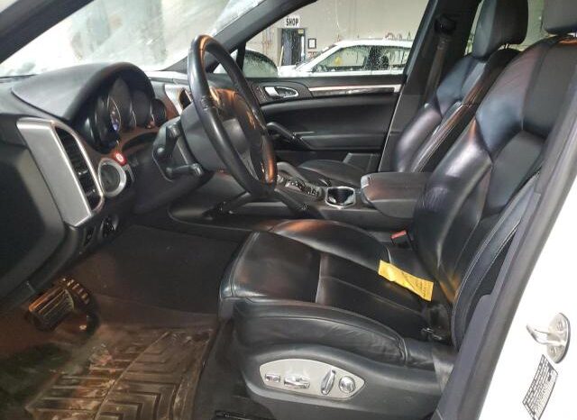 
								2013 Porsche Cayenne full									