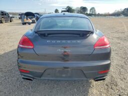 
										2016 Porsche Panamera full									