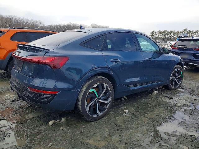 2024 Audi Q8