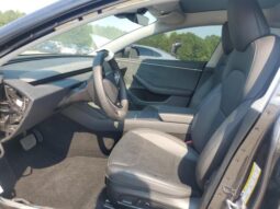 
										2025 Tesla Model 3 full									