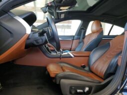 
										2022 BMW M8 full									