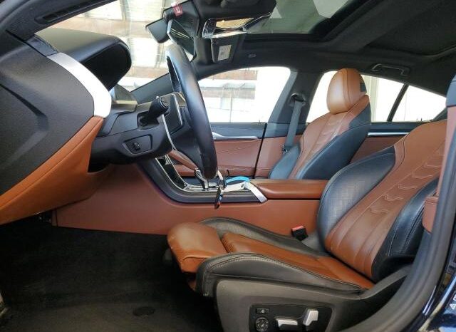 
								2022 BMW M8 full									