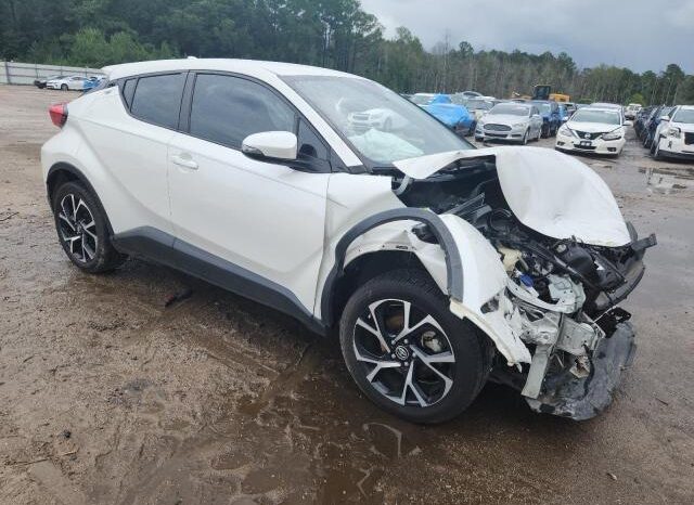 
								2018 Toyota C-hr full									