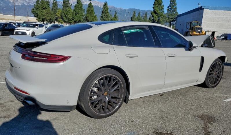 
								2018 Porsche Panamera full									