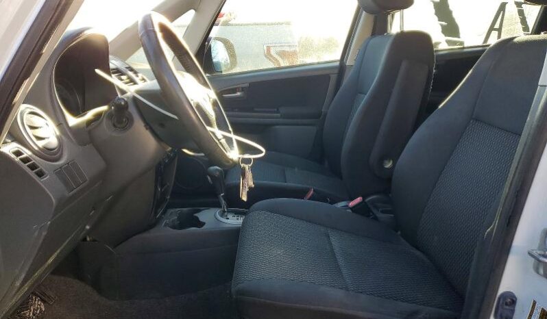 
								2013 Suzuki Sx4 full									