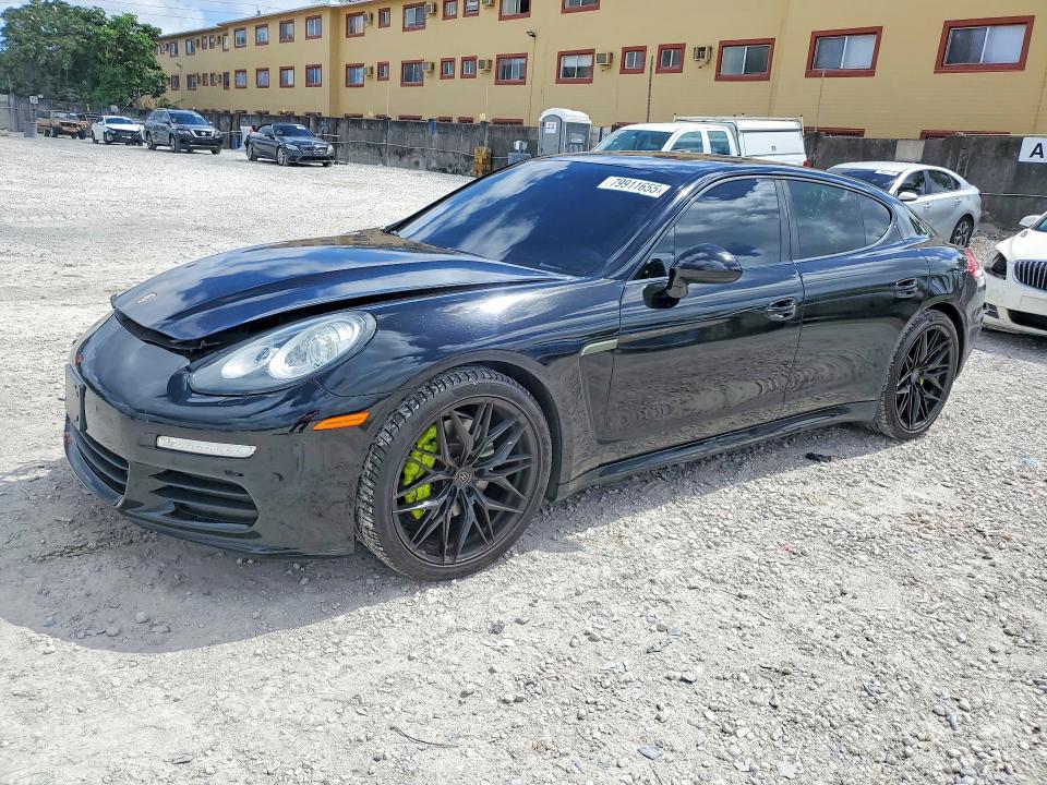 2016 Porsche Panamera