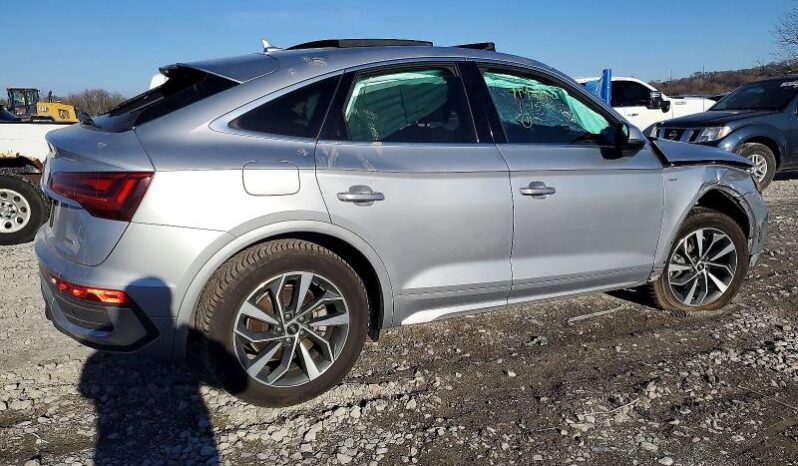 
								2022 Audi Q5 full									