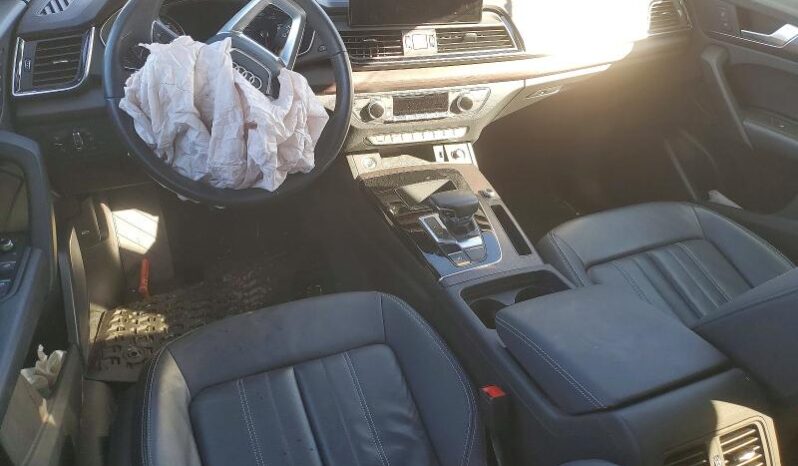 
								2023 Audi Q5 full									
