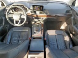 
										2018 Audi Q5 full									