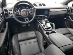 
										2020 Porsche Cayenne full									