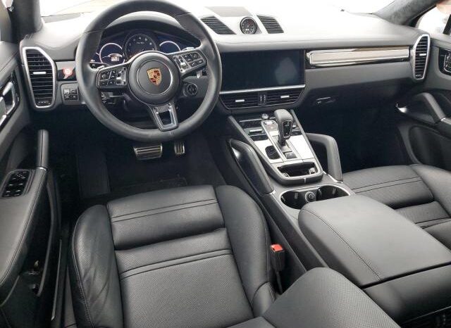 
								2020 Porsche Cayenne full									