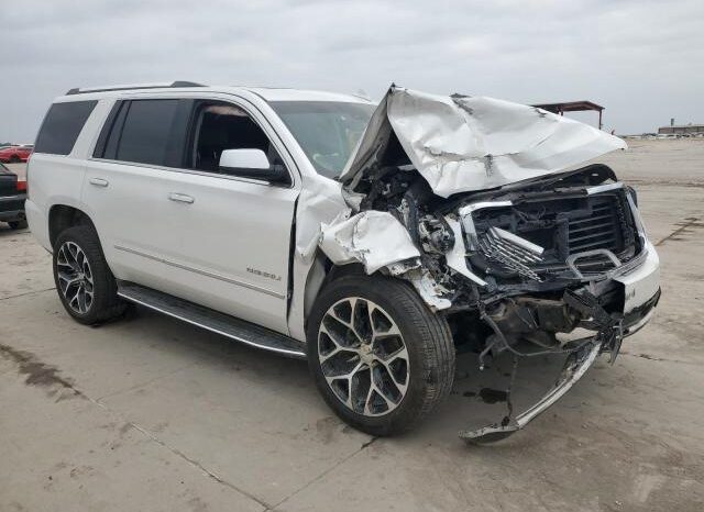 
								2017 Gmc Yukon full									