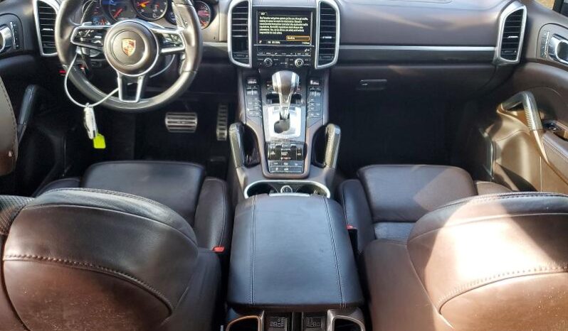 
								2016 Porsche Cayenne full									