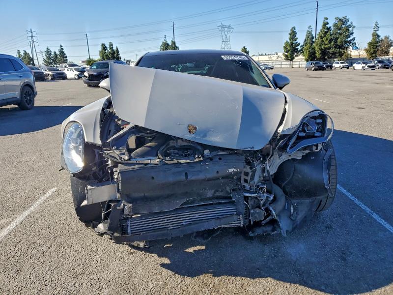 2018 Porsche Panamera