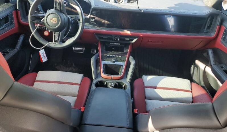 
								2025 Porsche Cayenne full									