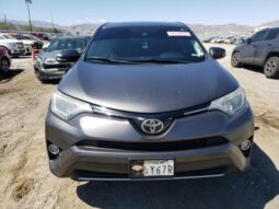 
										2018 Toyota Rav4 full									