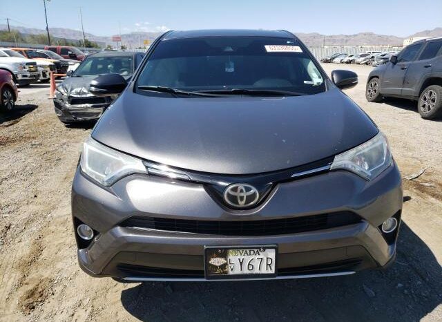 
								2018 Toyota Rav4 full									