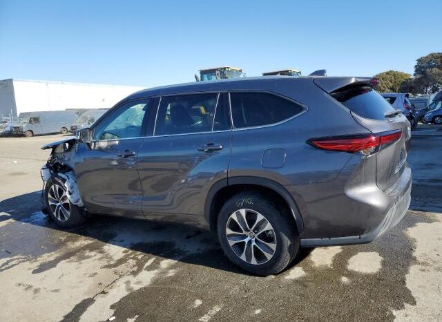 
								2022 Toyota Highlander full									