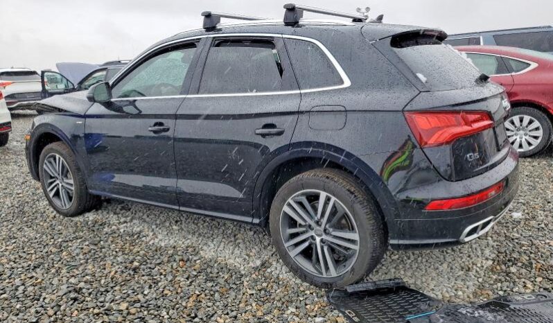 
								2020 Audi Q5 full									