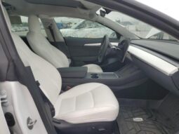 
										2022 Tesla Model 3 full									