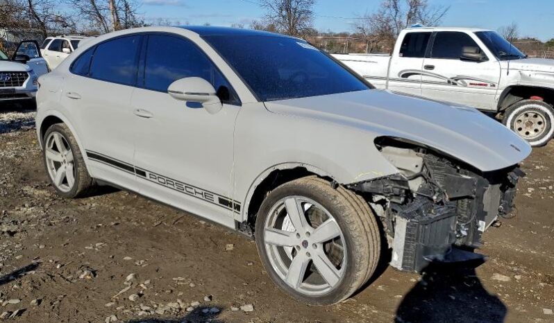 
								2020 Porsche Cayenne full									