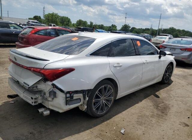 
								2020 Toyota Avalon full									