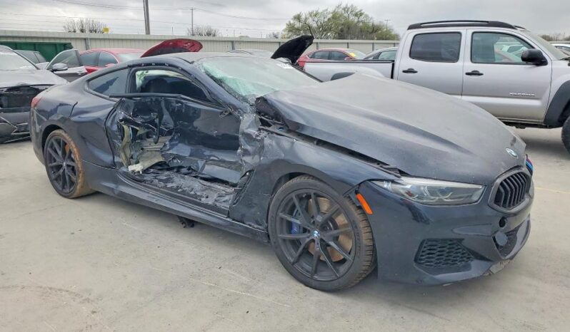 
								2021 BMW M8 full									