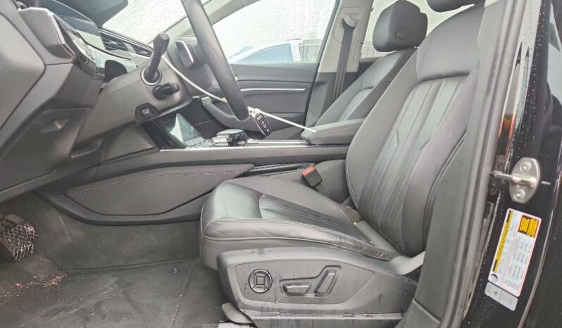 
								2021 Audi E-tron full									